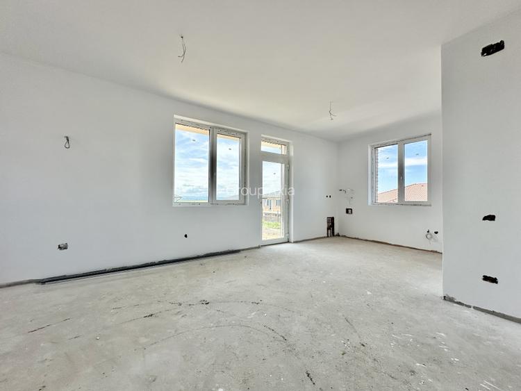 Comision 0! Casa individuala, 150 mp, 4 camere, 4 bai, Dezmir - 12