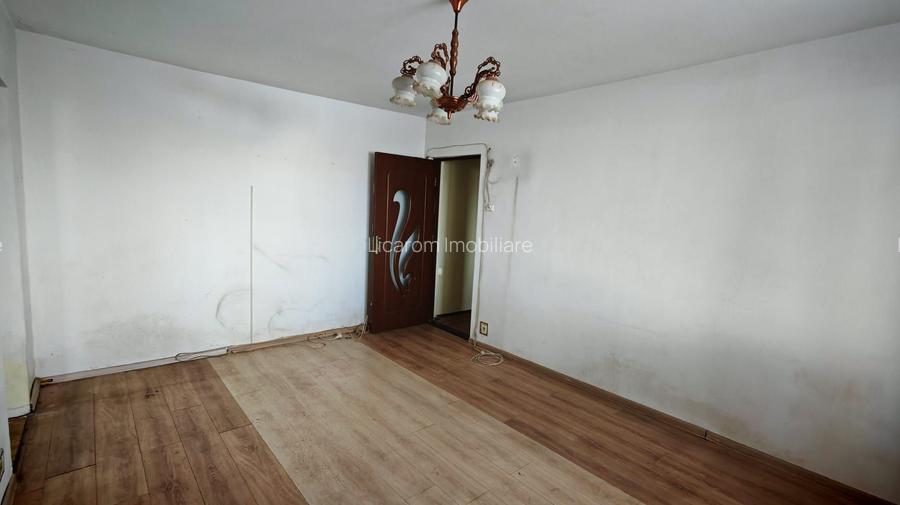 Apartament 2 camere,parter,semidecomandat,zona Coca Cola - 8