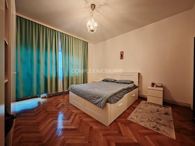 Piata Constitutiei, Piata Regina Maria, Unirii, Palatul Parlamentului, Libertati - 9