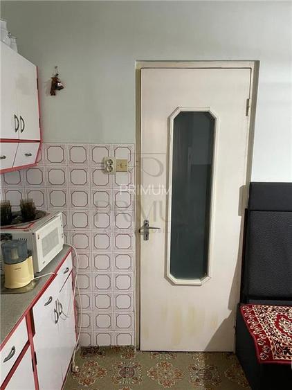 LUGOJULUI - 3 CAMERE - 2 BAI - 2 BALCOANE - CENTRALA PROPRIE - DECOMANDAT - BOXA - 12