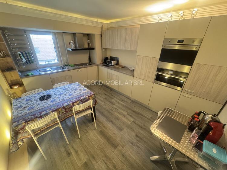 Apartament 4 camere transformat in 3 zona Capitol cu Centrala - 6