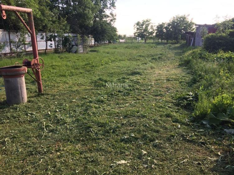 VISUL TĂU LA ȚARĂ, LA DOAR 60 KM DE BUCUREȘTI! Teren intravilan 8402 mp + Casă  - 5