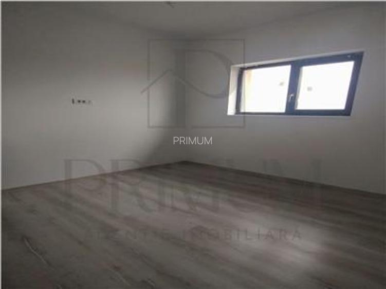 Duplex superb - zona foarte buna - disponibil imediat - finisaje top - perete co - 14