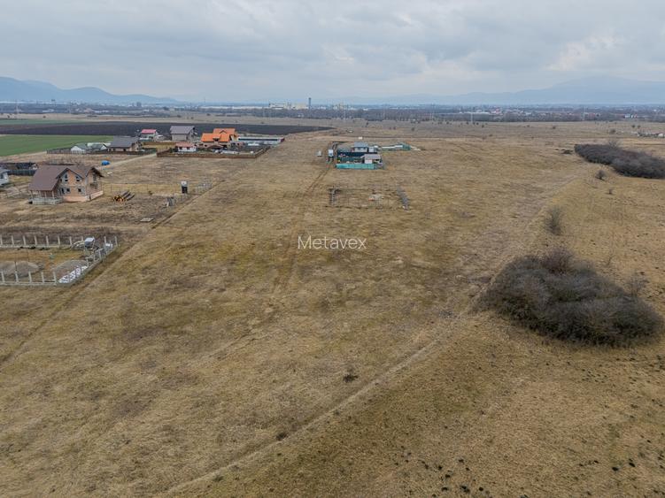 Teren 461 mp în Sânpetru, PUZ casă, vedere la munți, zonă liniștită - 2