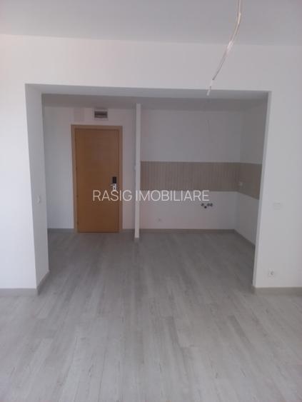 Inchiriere 2 camere zona Vitan Barzesti - 10