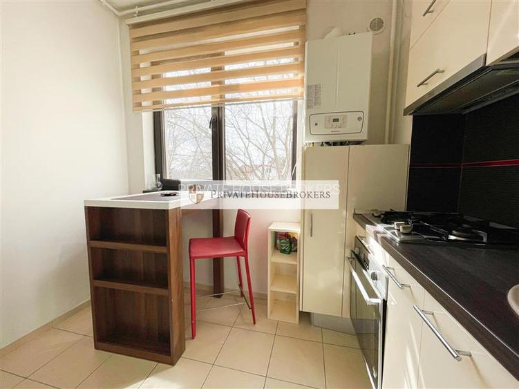 Bucurestii Noi | Jiului | Cofetaria Cafina | Bloc 2012 | Centrala - 13