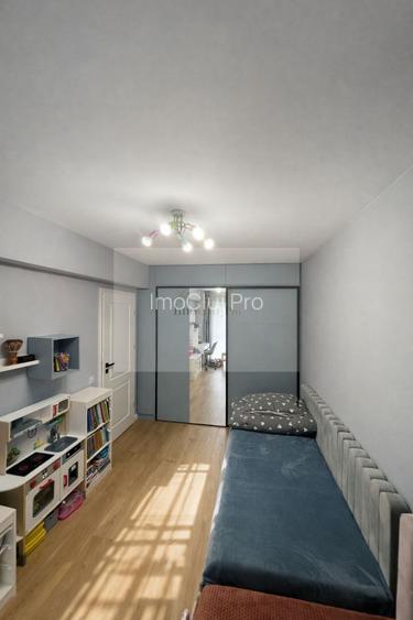 Vânzare Apartament modern cu 3 camere- zona Frunzișului- Parcare. - 12