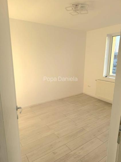 Vand ap. 2 camerei, pe Esplanada - 5