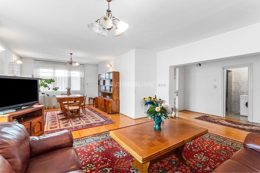 Vilă tip bloc 12 camere, 2 garaje 2 boxe  zona Tomis 1  Flămânda - 21