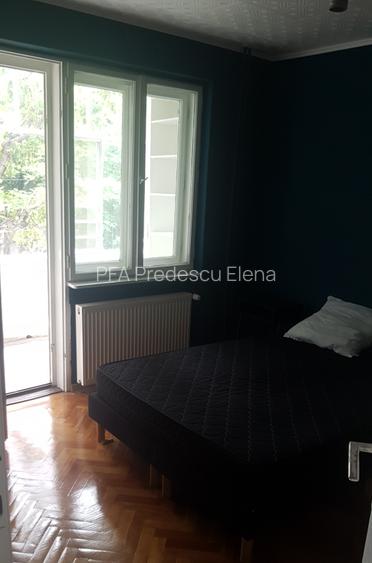 Aproape de Universitatea de Vest - 2