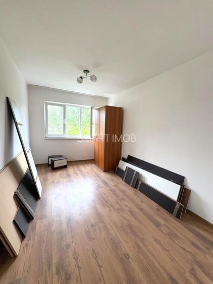 Apartament 3 camere 57mp zona Autogarii finisaje  58.000eur neg - 2