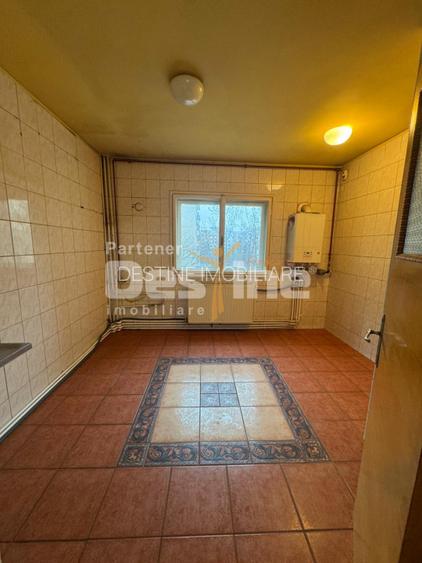 13 Septembrie-Parcul Sebastian | 3 cam | 82mp | et 5 | centrala | 133.000 euro - 7