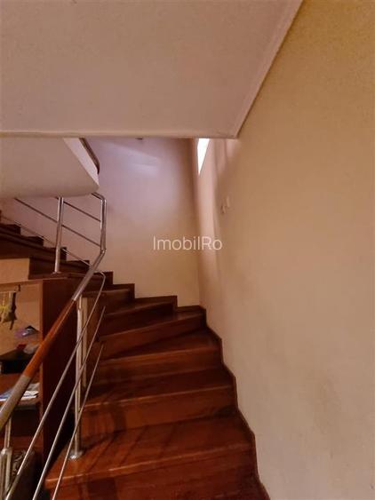 Casă de vânzare Iași-Capăt Cug-Valea Adâncă, la do - 15