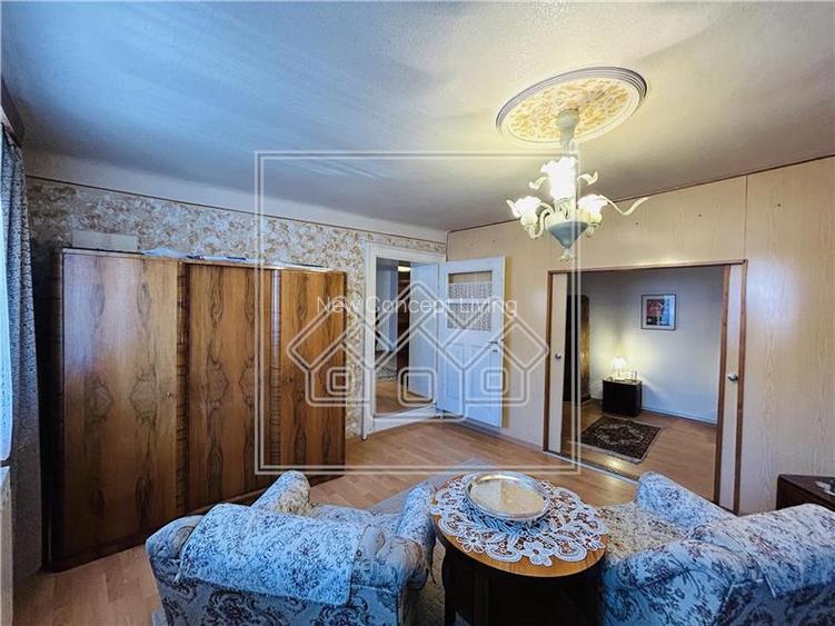 Casa de vanzare in Sibiu - 100 mp utili + teren de 198 mp - - 24