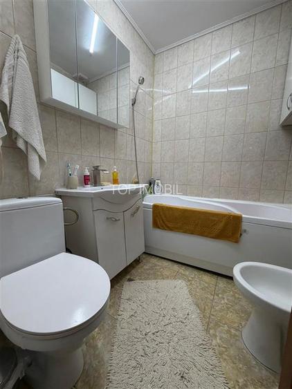 Apartament 2 camere semidecomandat, Podu Ros - Aleea Rozelor - 6