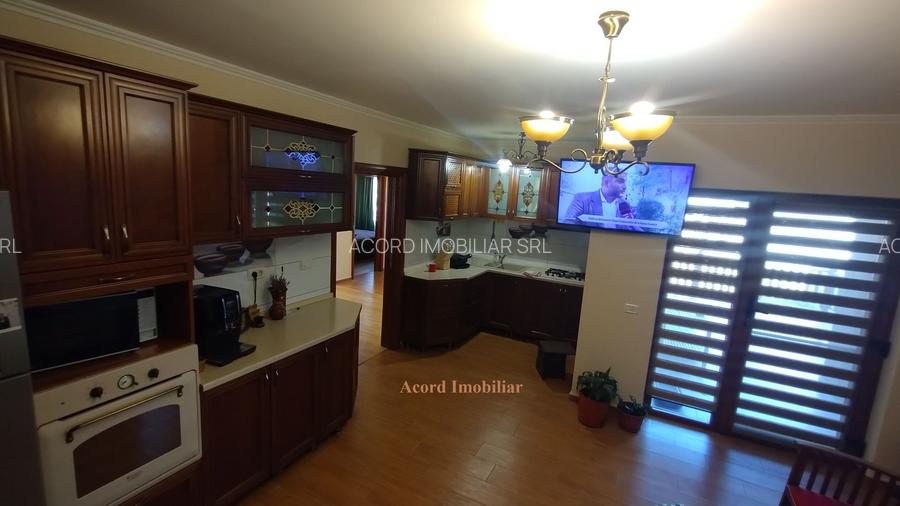 Casa căramidă cu placă de beton,  Valu lui Traian - 14