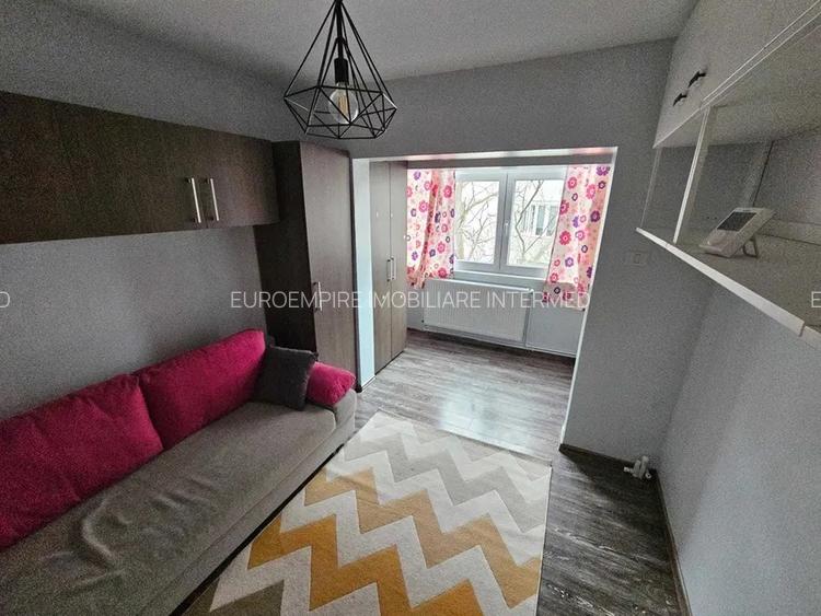 Apartament 3 camere decomandate zona Casa de Cultura - 5