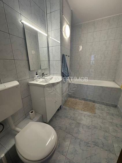 2 CAMERE // SALA SPORTURILOR // MOBILAT SI UTILAT - 10