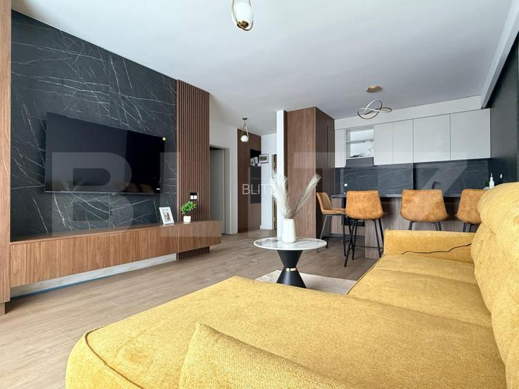 Apartament lux 2 camere, 49 mp, terasa 10 mp, etaj intermediar, garaj, Eroilor - 10