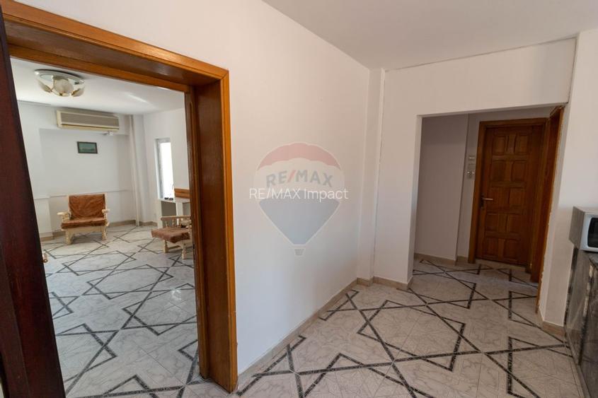 Apartament cu 3 camere de inchiriat in zona Unirii, Corneliu Coposu 7 - 12