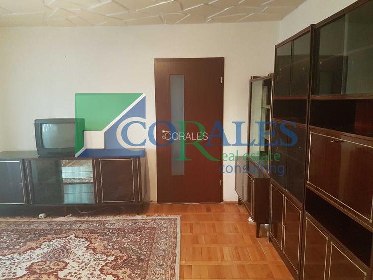 Girocului. Aproape de Mc. Donald s. - 3