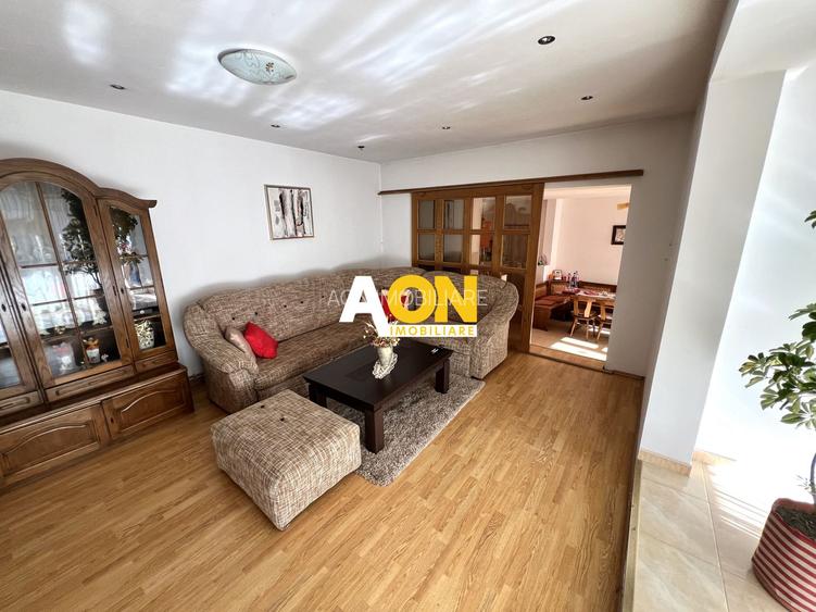 Casa de vanzare pretabila 2 familii, garaj, livada, comuna Pianu - 14