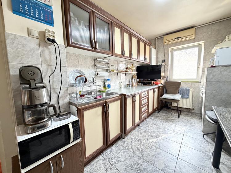 Apartament mobilat/utilat, 3 camere, 60 mp utili - zona Lipovei  - 6