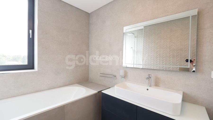 Apartament modern cu 5 camere | vedere lac | 2 garaje - 19