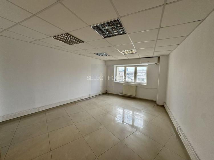 Spatii de birouri de vanzare *Piata Unirii* suprafete intre 27-182mp - 19