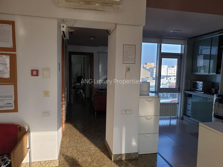 SPATII DE BIROURI LUX, PIATA ROMANA - 13