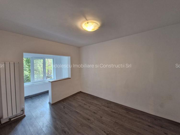 Apartament 3 camere  renovat in zona Lipovei - 17