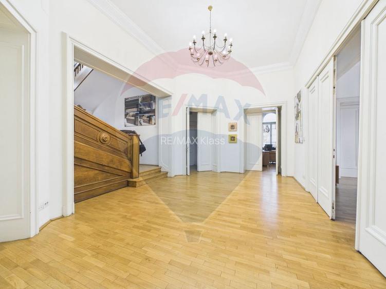 Casă / Vilă de inchiriat | Birouri | Clinici | Ultracentral - 24