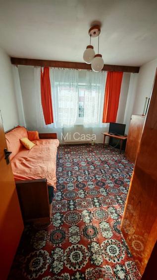 Apartament 3 camere zona Tractorul - 3