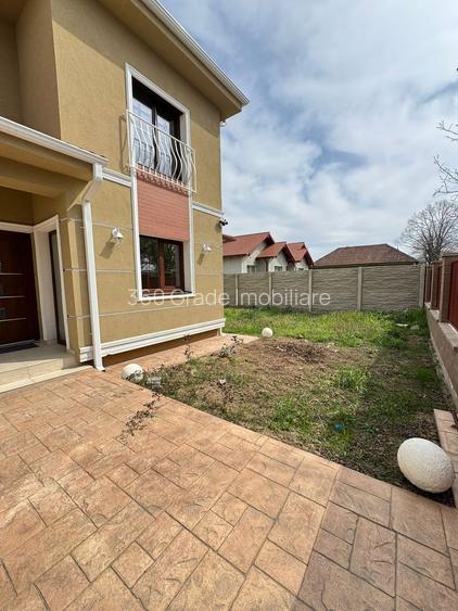 Casa cu Portcar Complet mobilata/utilata, Panouri solare, 5 camere/3ba - 18