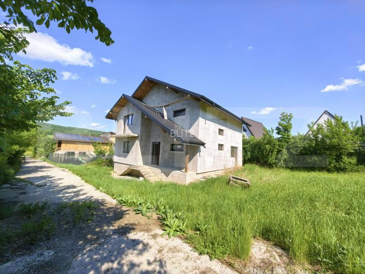 Casa individuala 162 mp utili, 440 mp teren,  Barnova - 4