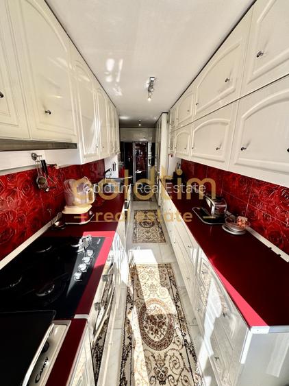 VILA SUPERBA RENOVATA COMPLET 500MP/12 CAMERE/TERASE/GARAJ 2 LOCURI/AVIATORILOR - 17