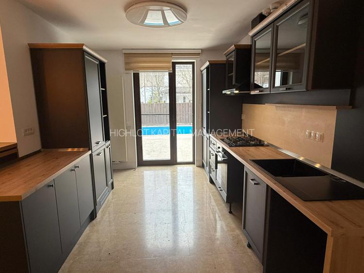 OXFORD GARDENS | VILA LA PADURE CU  PISCINA | 4 DORMITOARE COMPLET RENOVATA - 9