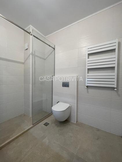 Faleza Nord-Solid House, 3 camere la cheie, vedere la mare, terasa  52 mp, garaj - 31