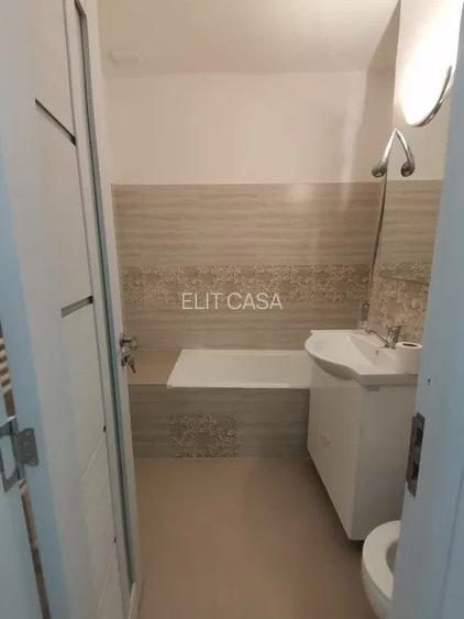 Apartament 2 camere, decomandat, zona Tatarasi - 5
