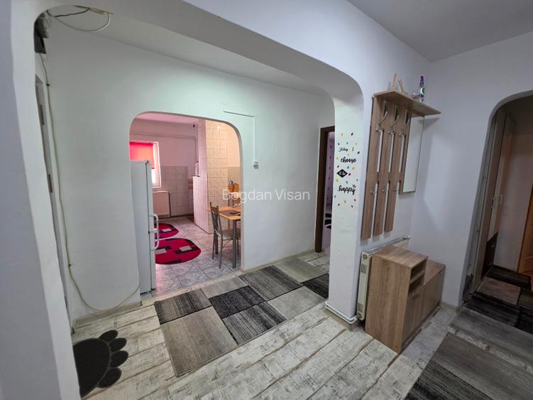 Apartament 4 camere, decomandat, liber!  - 5
