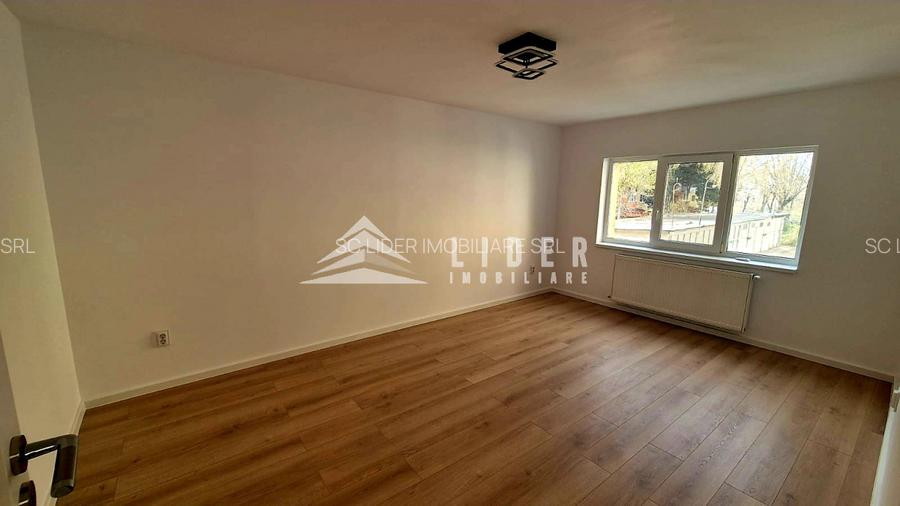Apartament de vanzare  3 camere decomandat,renovat,garaj si beci,Zorilor - 6