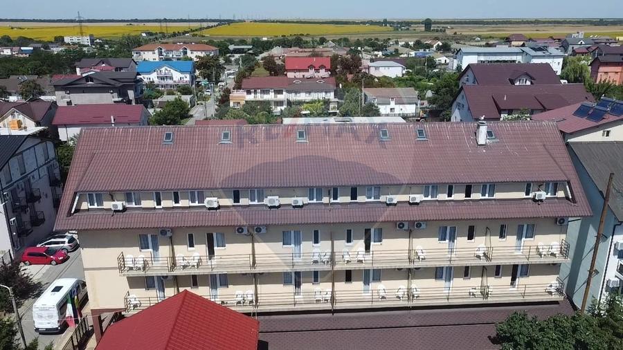 Hotel / Pensiune cu 43 camere de vânzare în Costinesti