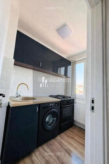 Garsoniera decomandata Cf 1 , Metrou Eroii Revolutiei - 2