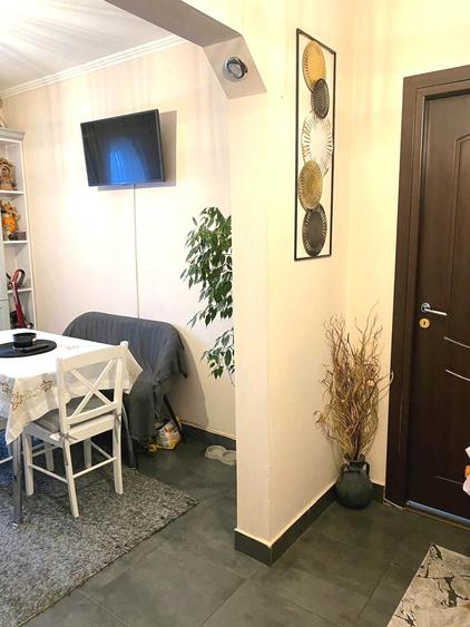 Apartament 3 camere decomandat, 72 mp, mobilat, 2 boxe, CT, et. intermediar