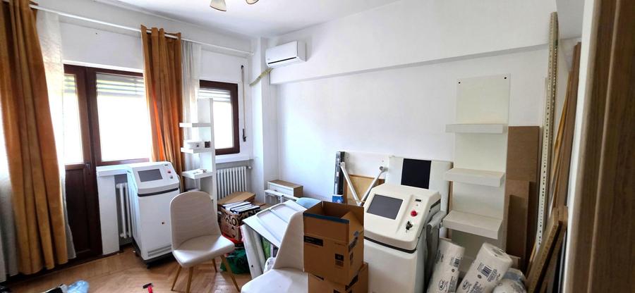Apartament 2 camere de vânzare în zona Universitate ideal investitie