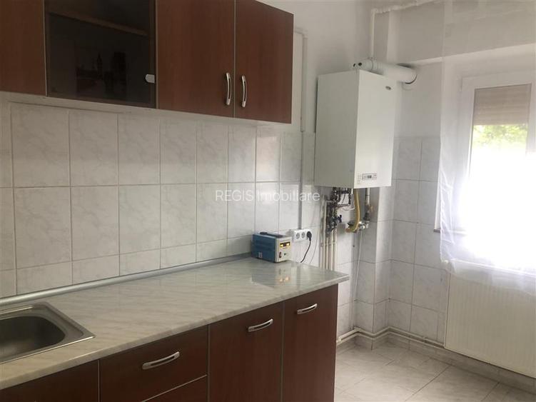 Pret bun! JUDETEAN - CALEA BUCURESTI | 2 Camere Spatios 57 MP | Boxa mare - 20