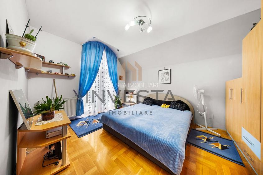 Casa individuala cu 7 camere, 260 mp, teren 900 mp, front 19m, Europa - 13
