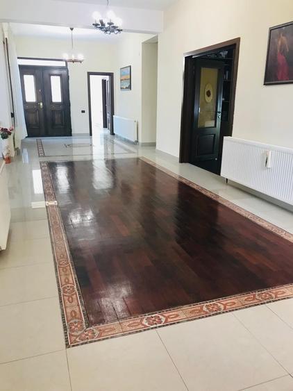 Vila exclusivista 2008,arhitect spaniola,5 dormitoare,5 bai,teren 1420mp,garaj 2