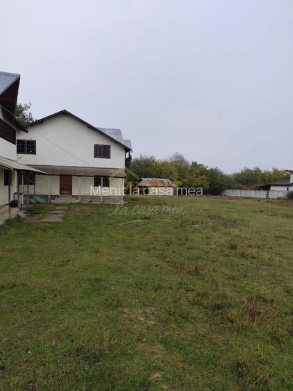 VIla Teisani si 11250 mp teren - 5