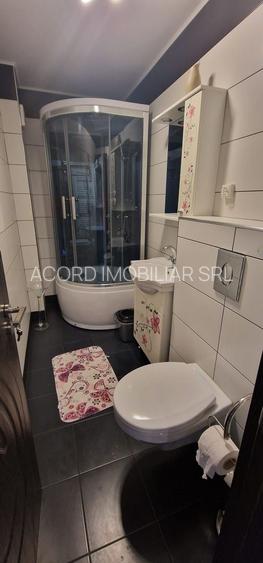 Garsoniera decomandata zona Far. - 8